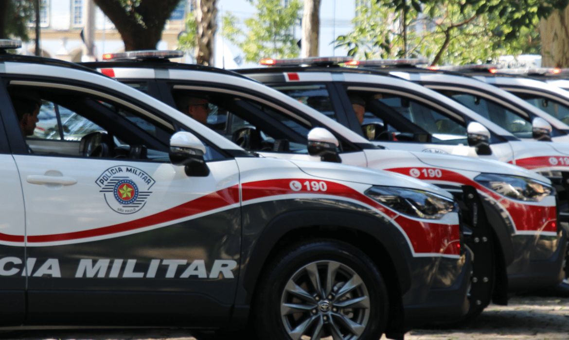 PM reforça policiamento no Centro de SP durante compras para o Dia das Crianças