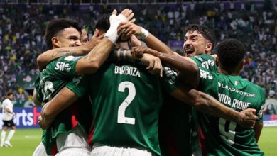 Palmeiras goleia Corinthians por 4 a 1 e amplia crise do rival