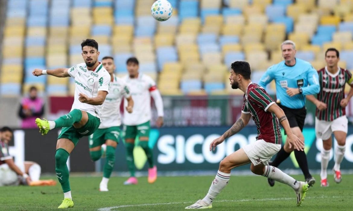 Palmeiras vence o Fluminense por 2 a 1 e larga na frente na Libertadores