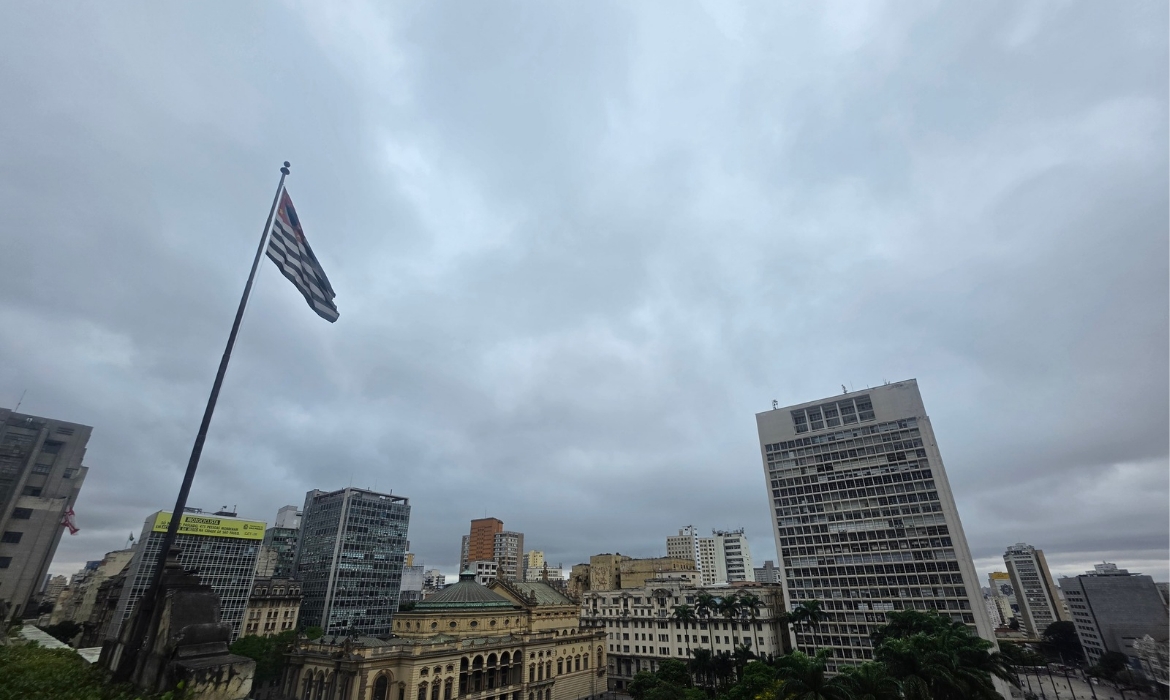 Alerta de tempestade em SP prev ventos de at 100 kmh